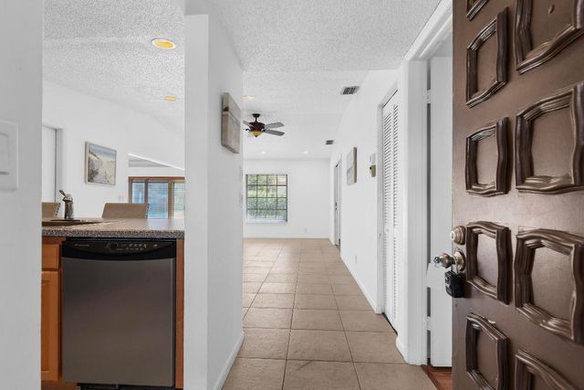 16004 Laurel Oak Circle, Delray Beach, FL 33484