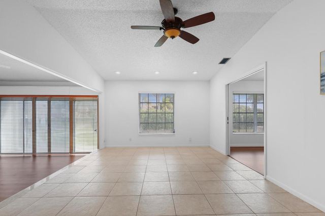 16004 Laurel Oak Circle, Delray Beach, FL 33484