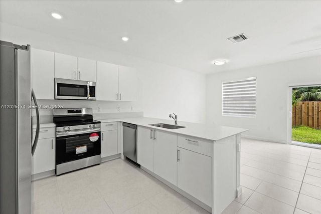 35779 SW 178th Court, Miami, FL 33034