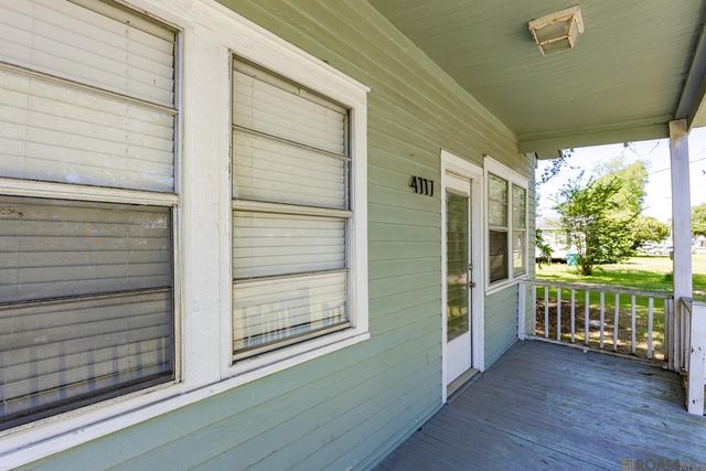 4111 Main St, Addis, LA 70710