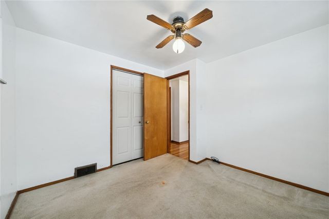 7867 Mark Dr, Penn Hills, PA 15147