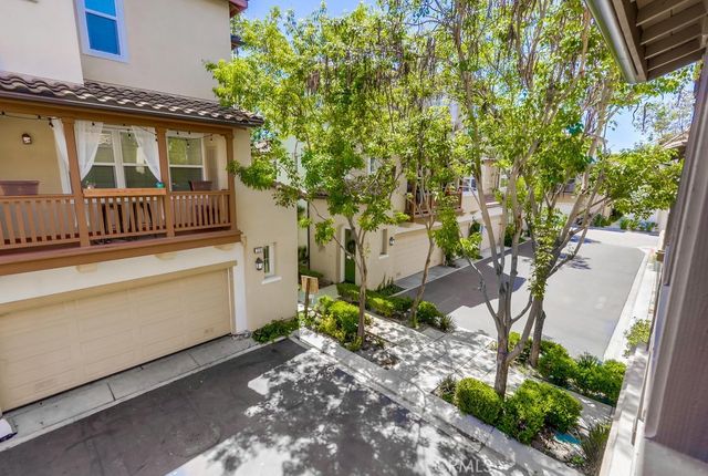 38 Dovetail, Irvine, CA 92603