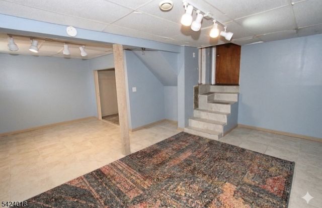 6 Evergreen Ave, Wanaque Boro, NJ 07420