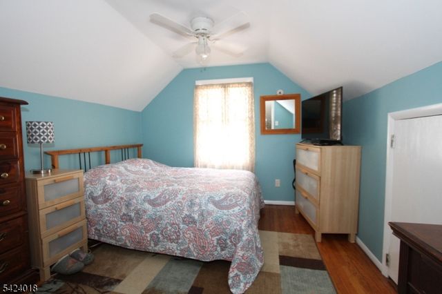 6 Evergreen Ave, Wanaque Boro, NJ 07420