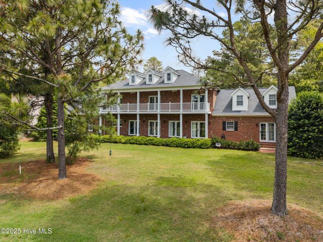 28 Beasley Drive, Pinehurst, NC 28374