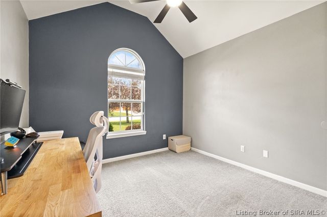 2815 Rolling Creek Drive, Jeffersonville, IN 47130