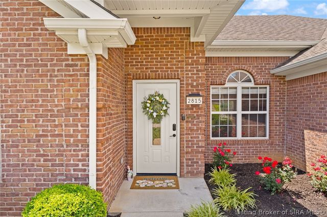 2815 Rolling Creek Drive, Jeffersonville, IN 47130