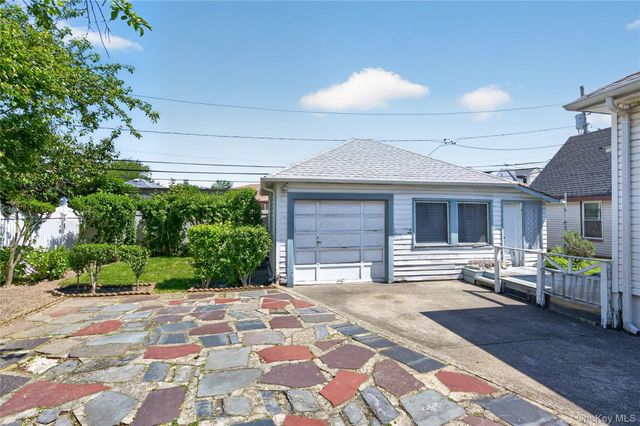 463 E Market Street, Long Beach, NY 11561