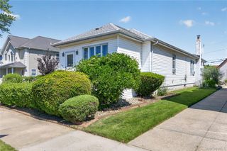 463 E Market Street, Long Beach, NY 11561