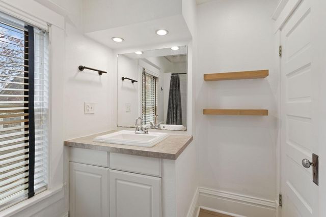 3859 Penn Avenue N, Minneapolis, MN 55412