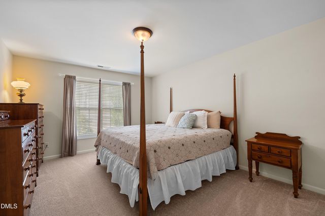 8608 Barrett Hall Lane, Wake Forest, NC 27587