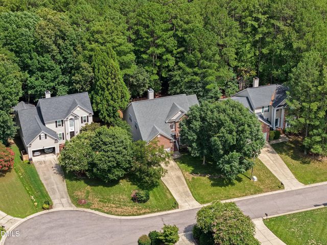 8608 Barrett Hall Lane, Wake Forest, NC 27587