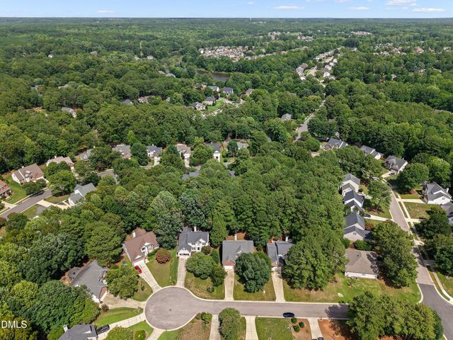 8608 Barrett Hall Lane, Wake Forest, NC 27587