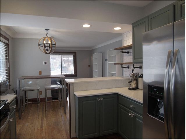 2362 Berkley Avenue, Berkley City, MI 48072