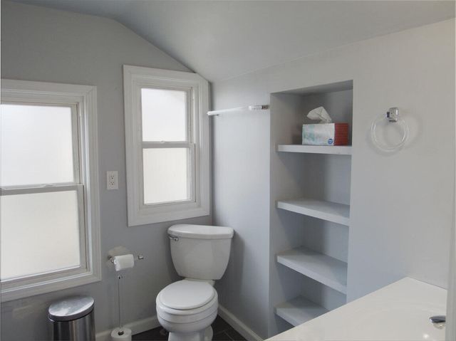 2362 Berkley Avenue, Berkley City, MI 48072