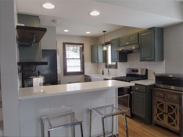 2362 Berkley Avenue, Berkley City, MI 48072