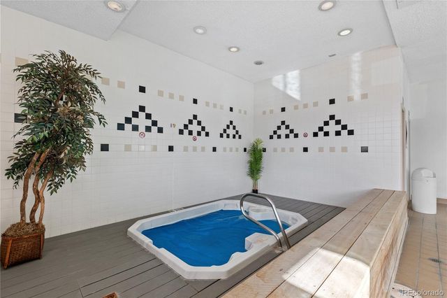 1888 S Jackson Street 505, Denver, CO 80210