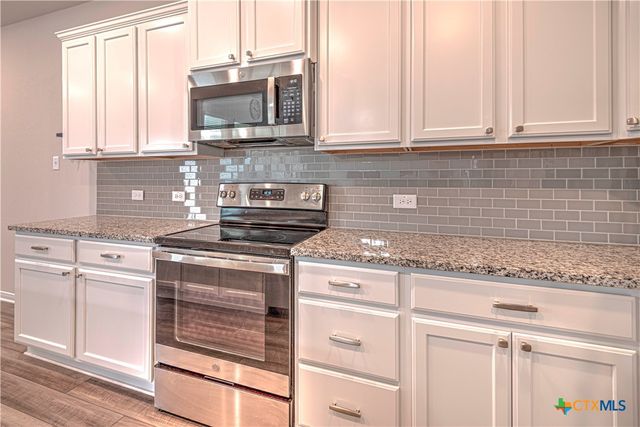 10215 Six Shooter Lane, Temple, TX 76502