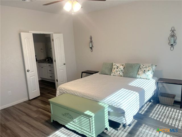 10215 Six Shooter Lane, Temple, TX 76502