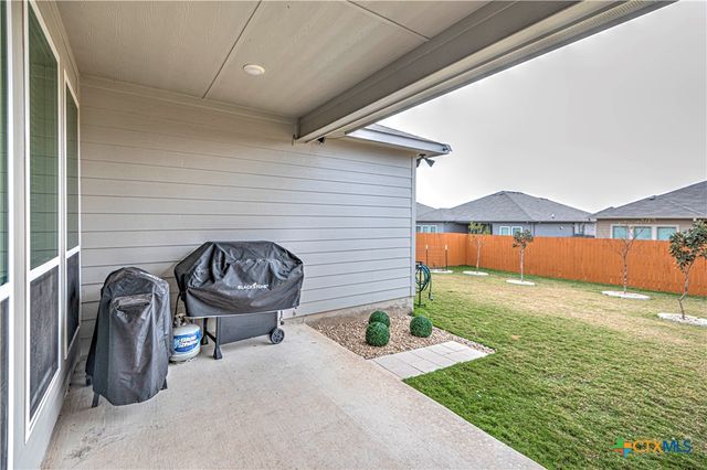 10215 Six Shooter Lane, Temple, TX 76502