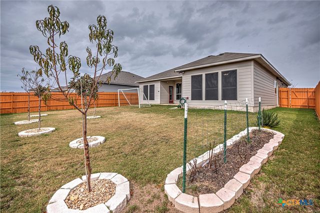 10215 Six Shooter Lane, Temple, TX 76502