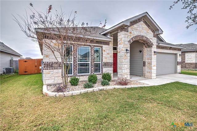 10215 Six Shooter Lane, Temple, TX 76502