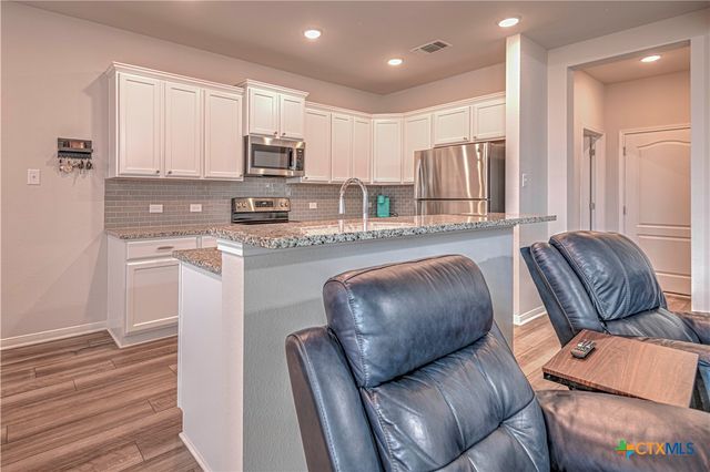 10215 Six Shooter Lane, Temple, TX 76502