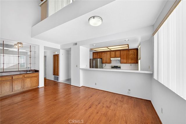 435 S La Fayette Park Place 318, Los Angeles, CA 90057