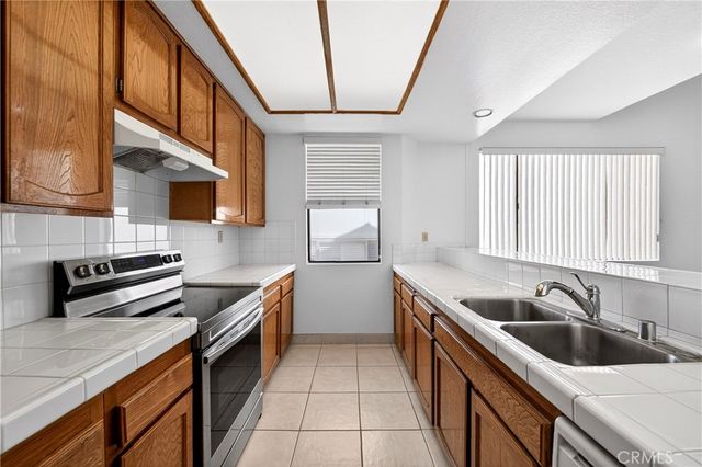 435 S La Fayette Park Place 318, Los Angeles, CA 90057