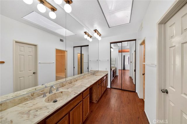 435 S La Fayette Park Place 318, Los Angeles, CA 90057