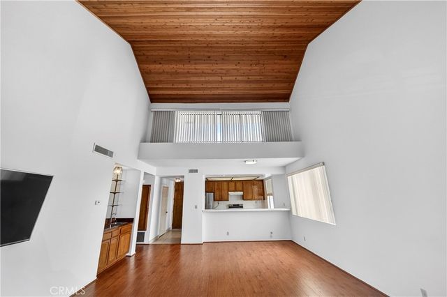 435 S La Fayette Park Place 318, Los Angeles, CA 90057