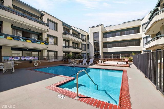 435 S La Fayette Park Place 318, Los Angeles, CA 90057