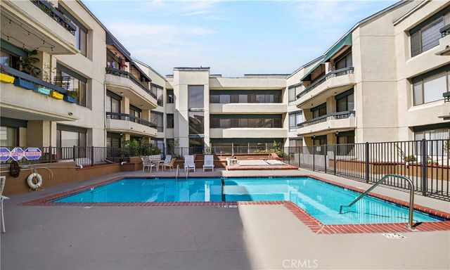 435 S La Fayette Park Place 318, Los Angeles, CA 90057