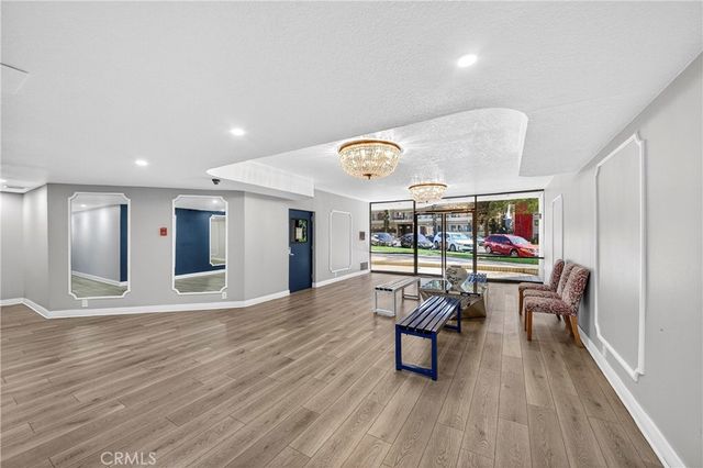 435 S La Fayette Park Place 318, Los Angeles, CA 90057