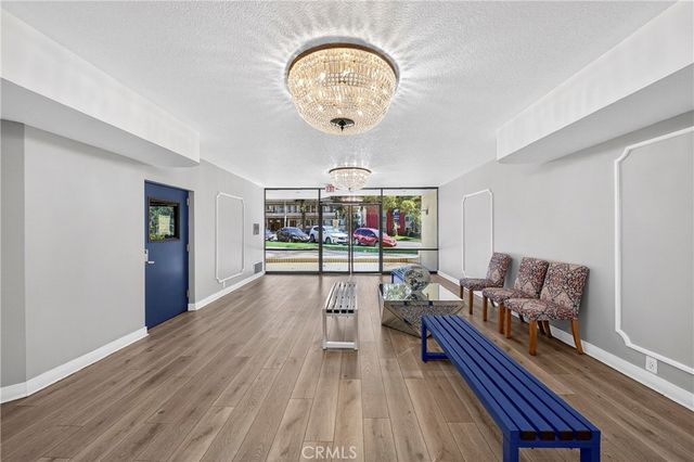 435 S La Fayette Park Place 318, Los Angeles, CA 90057