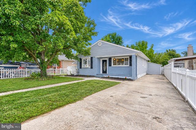 8304 ORCHARD DR, Dundalk, MD 21222
