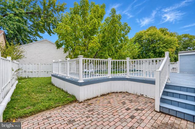 8304 ORCHARD DR, Dundalk, MD 21222
