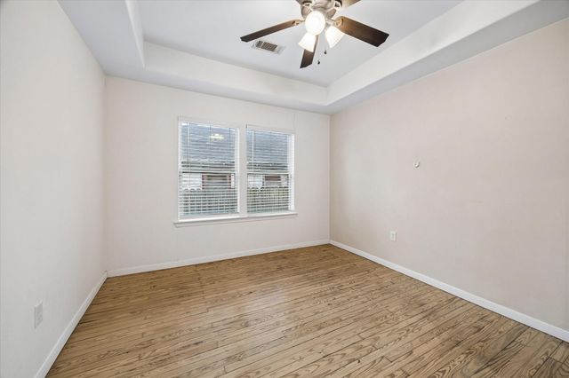 4801 Avenue H, Houston, TX 77011