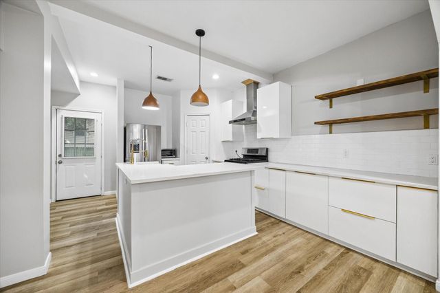 4801 Avenue H, Houston, TX 77011