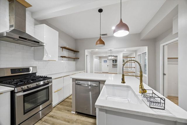 4801 Avenue H, Houston, TX 77011
