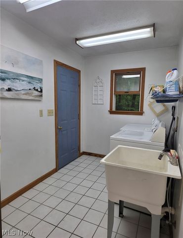 9311 Knowlton Road, Garrettsville, OH 44231