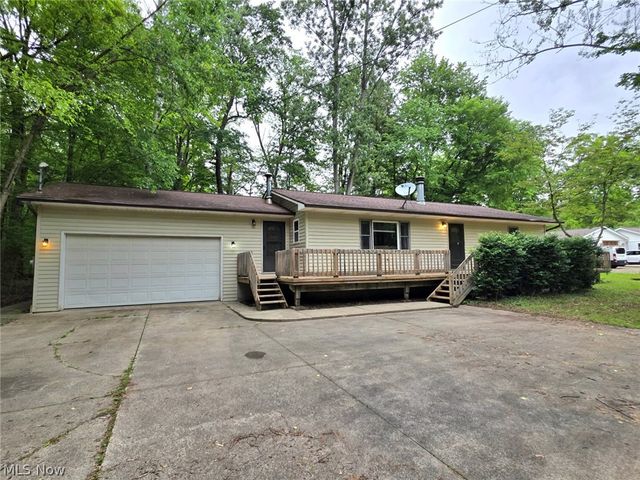 9311 Knowlton Road, Garrettsville, OH 44231