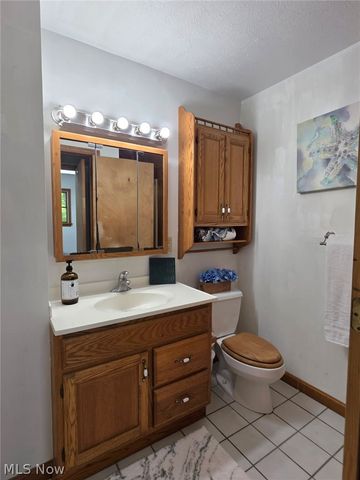 9311 Knowlton Road, Garrettsville, OH 44231