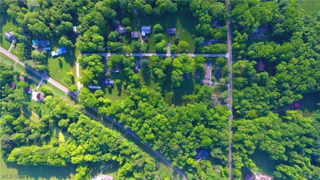 9311 Knowlton Road, Garrettsville, OH 44231