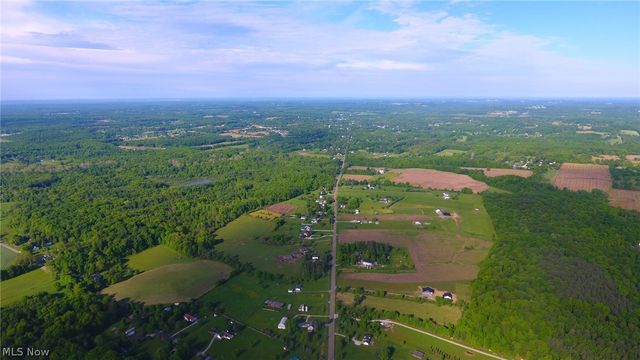 9311 Knowlton Road, Garrettsville, OH 44231