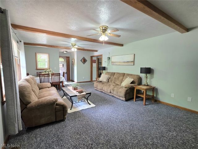 9311 Knowlton Road, Garrettsville, OH 44231