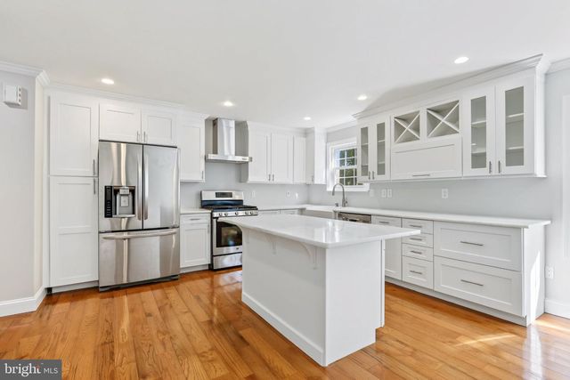 30 TRAFALGAR CT, Lawrenceville, NJ 08648