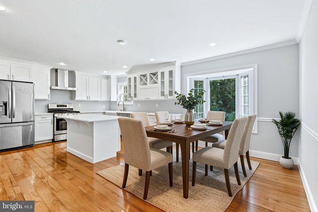 30 TRAFALGAR CT, Lawrenceville, NJ 08648