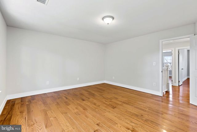 30 TRAFALGAR CT, Lawrenceville, NJ 08648