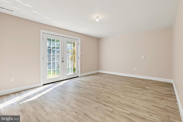30 TRAFALGAR CT, Lawrenceville, NJ 08648